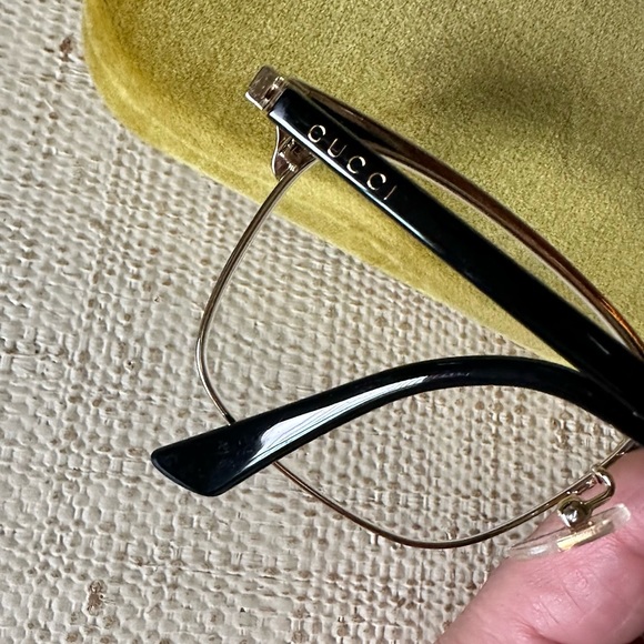GUCCI Reading Glasses black and gold - Picture 4 of 5
